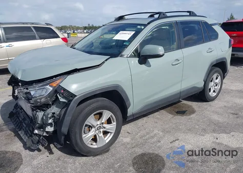 2021 Toyota Rav4 Xle из США, поврежденный, VIN JTMW1RFV7MD065442